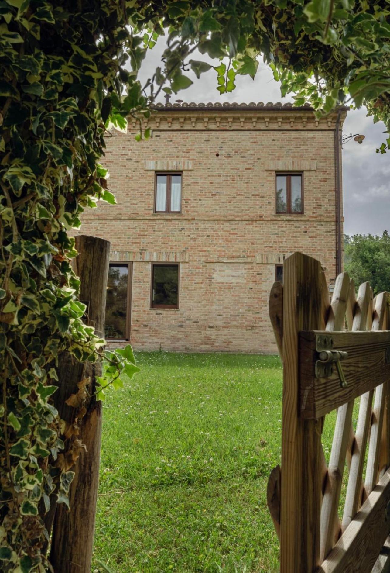 Tenuta Gran Bosco Loro Piceno Eksteriør billede